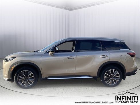 New 2026 INFINITI QX60 Luxe w/ Family Package image 2