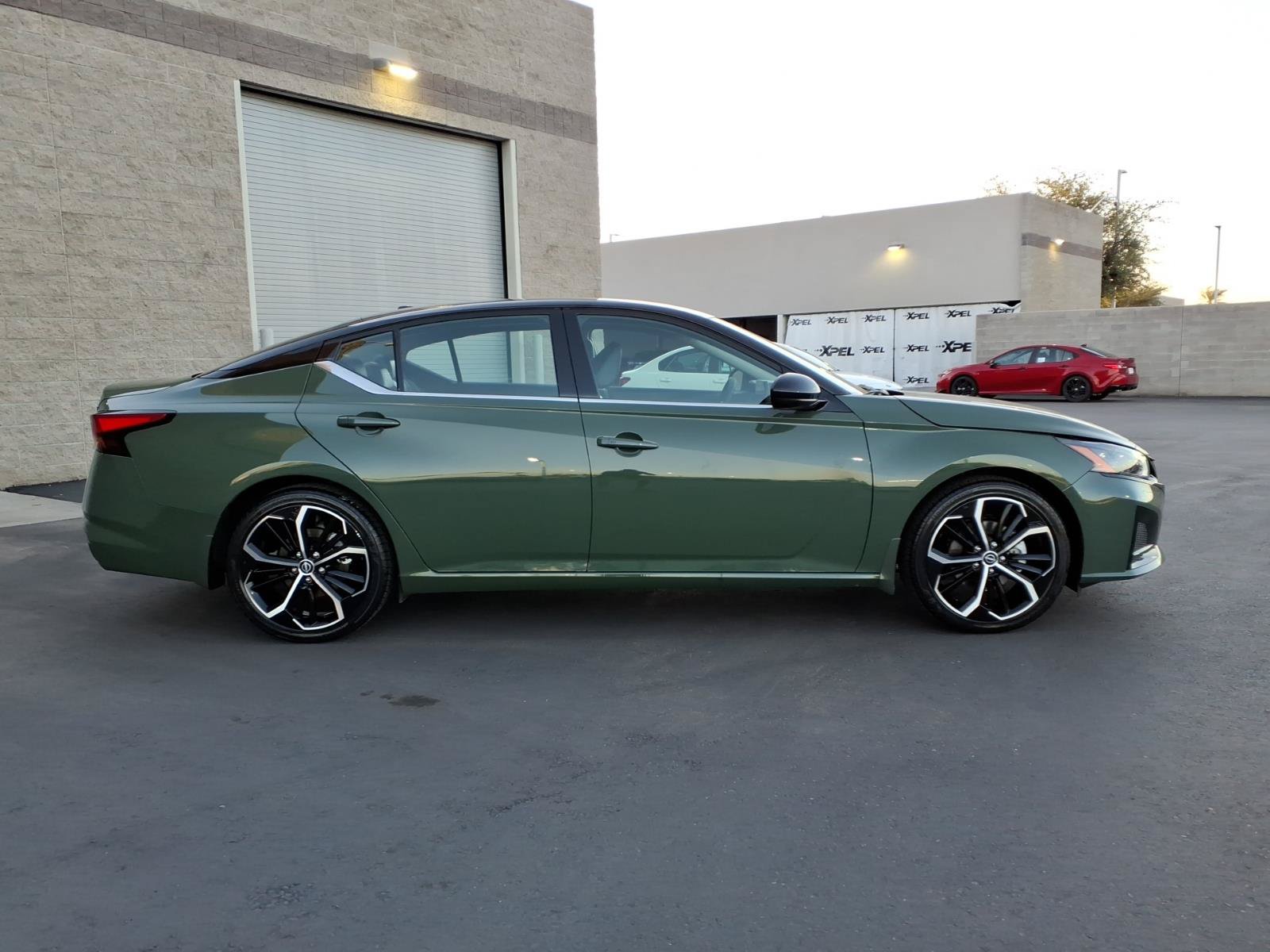 Used 2026 Nissan Altima 2.5 SR FWD image 3