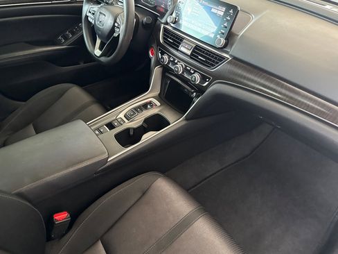 Used 2020 Honda Accord EX image 15