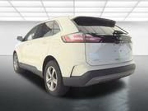 Used 2022 Ford Edge SEL w/ Convenience Package image 9