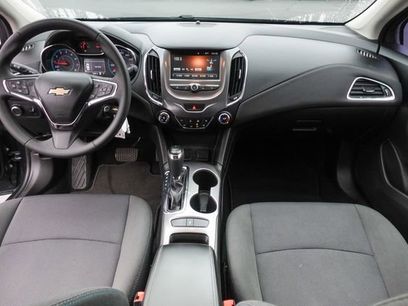 Used 2017 Chevrolet Cruze LT