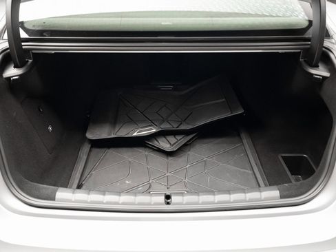 Used 2023 BMW i7 xDrive60 image 72