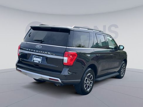 Used 2024 Ford Expedition XLT AWD/4WD image 11