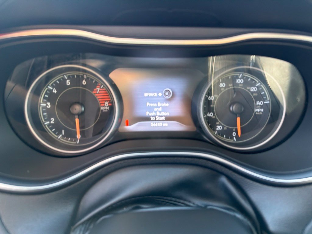 Used 2022 Jeep Cherokee Trailhawk AWD/4WD image 18
