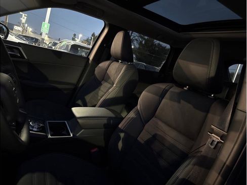 Used 2025 Mitsubishi Outlander SE Tech Pacakge image 11