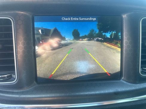Used 2018 Dodge Charger SXT Plus RWD image 17