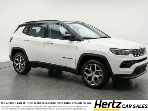 Used 2025 Jeep Compass Limited image 1