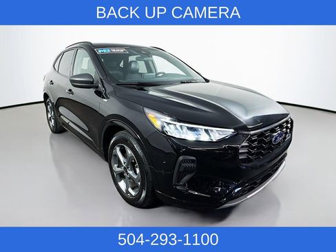 Used 2024 Ford Escape ST-Line w/ Cold Weather Package image 3