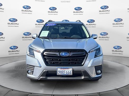 Used 2023 Subaru Forester Limited AWD/4WD image 9
