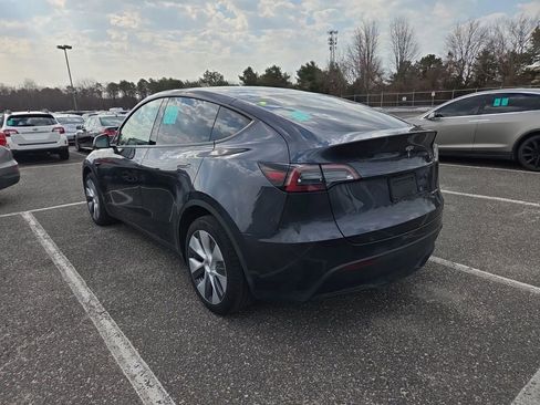 Used 2024 Tesla Model Y Long Range image 4