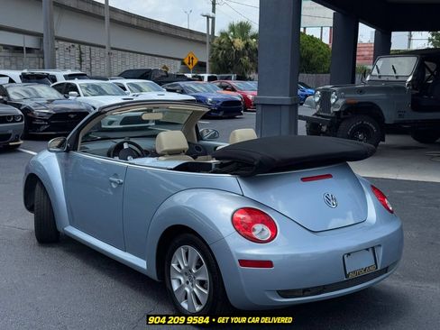 Used 2010 Volkswagen Beetle Convertible FWD image 6