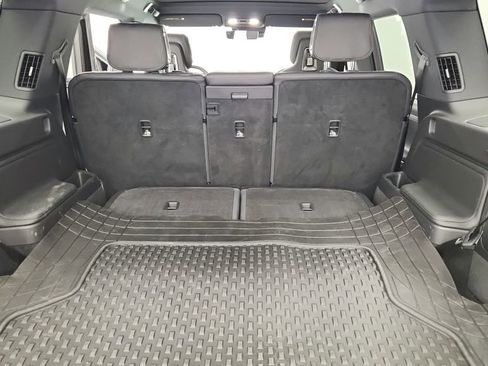 Used 2025 Rivian R1S Adventure image 42