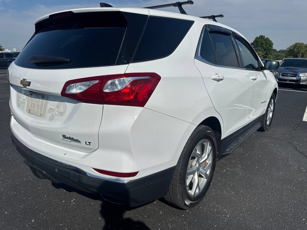 Used 2018 Chevrolet Equinox LT FWD image 3
