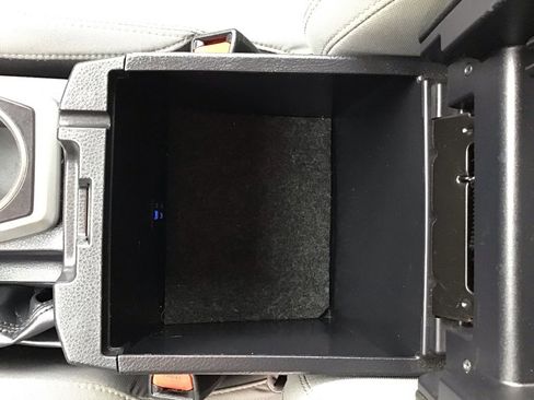 Used 2023 Toyota Tacoma SR5 image 32