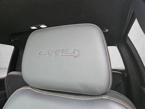 Used 2025 GMC Sierra 2500 AT4 AWD/4WD image 17