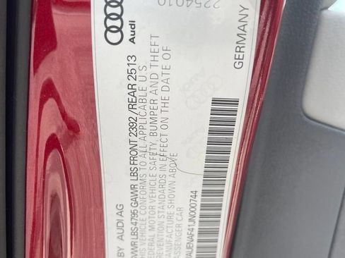 Used 2018 Audi A4 2.0T Premium Plus AWD/4WD image 8
