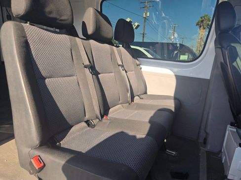 Used 2017 Mercedes-Benz Sprinter 2500 image 14
