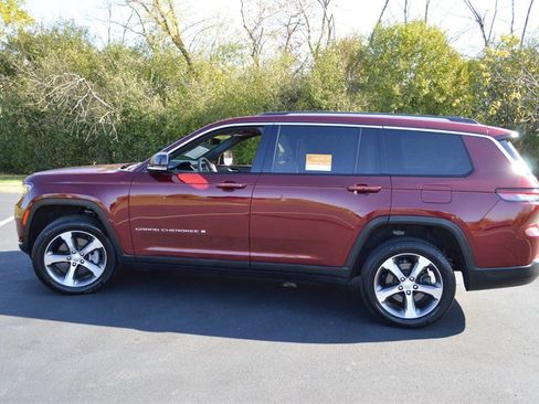 Certified 2023 Jeep Grand Cherokee L Limited w/ Luxury Tech Group II image 8