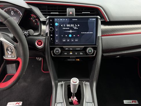Used 2020 Honda Civic Type R image 23