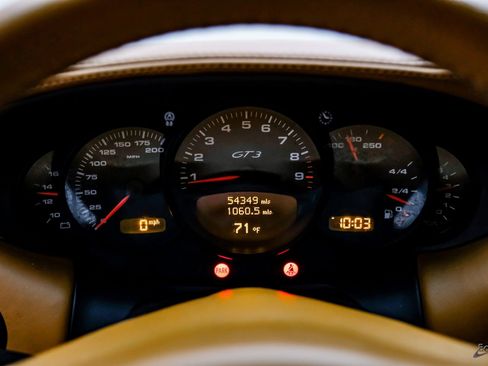 Used 2004 Porsche 911 GT3 image 68