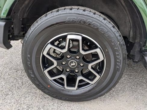 Used 2025 Ford Bronco Outer Banks AWD/4WD image 18