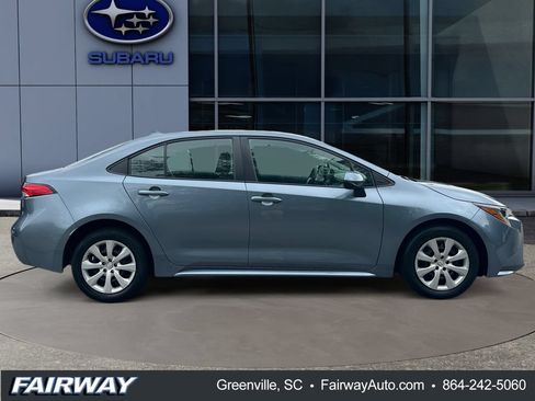 Used 2024 Toyota Corolla LE FWD image 9