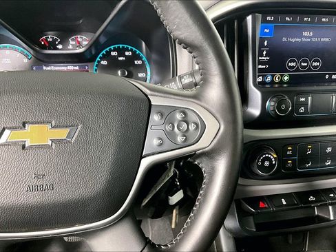 Used 2019 Chevrolet Colorado LT image 19