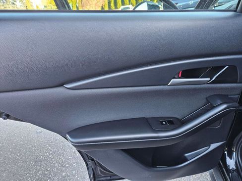 Certified 2025 MAZDA CX-30 AWD 2.5 S image 19