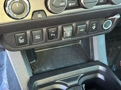 Used 2023 Toyota Tacoma TRD Off-Road w/ Technology Package image 23