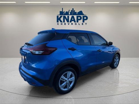 Used 2023 Nissan Kicks S image 5