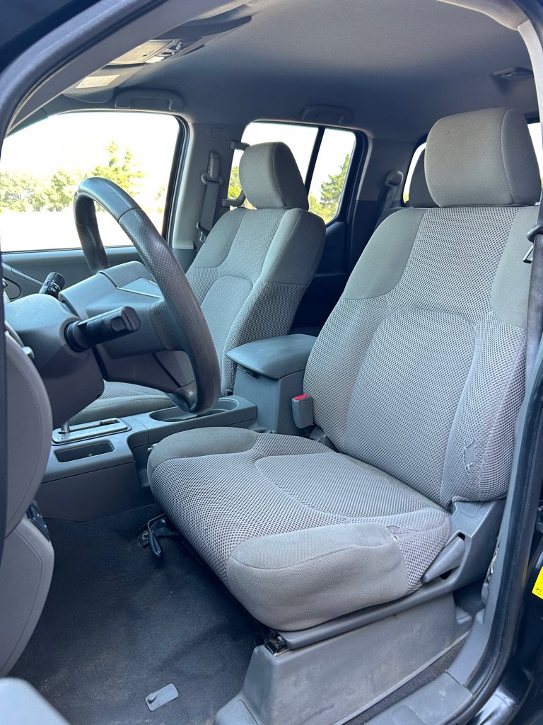 Used 2019 Nissan Frontier SV RWD image 9