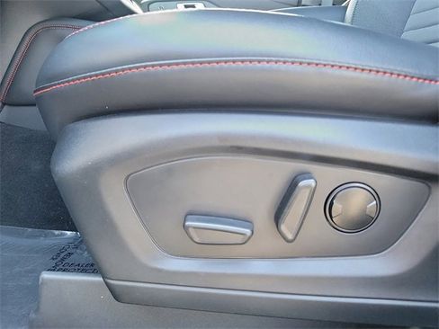 Used 2025 Ford Explorer ST-Line image 13