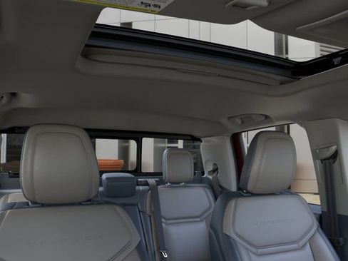 New 2026 Ford Maverick Lariat AWD/4WD image 12