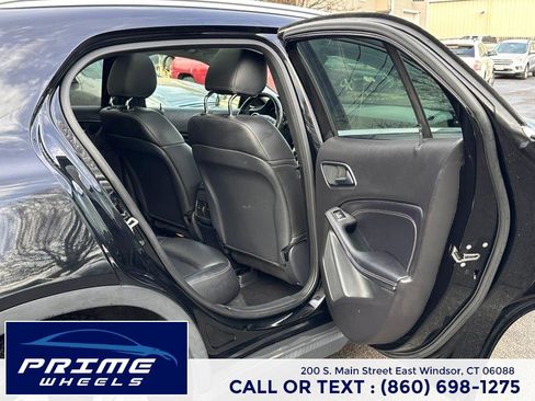 Used 2015 Mercedes-Benz GLA 250 4MATIC image 14