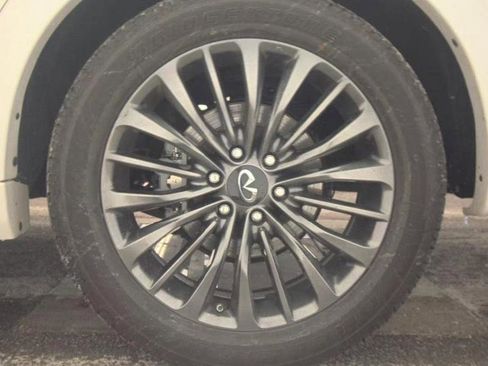 Used 2024 INFINITI QX80 Premium Select w/ Cargo Package image 15