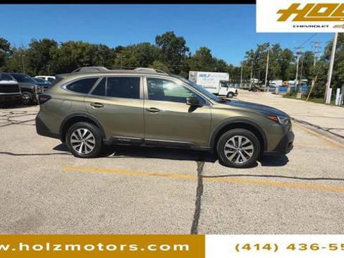 Used 2022 Subaru Outback Premium image 9