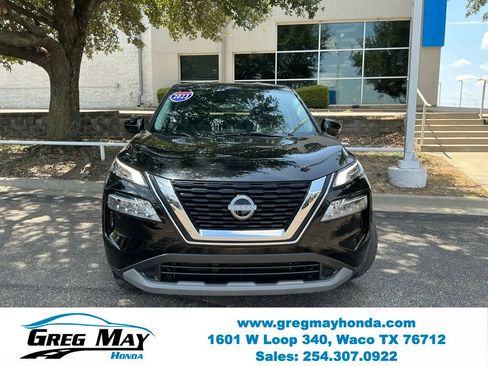 Used 2023 Nissan Rogue SV FWD image 2