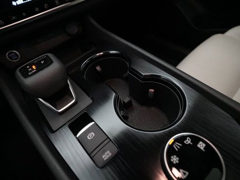 Certified 2023 Nissan Rogue SV w/ SV Premium B Package image 18