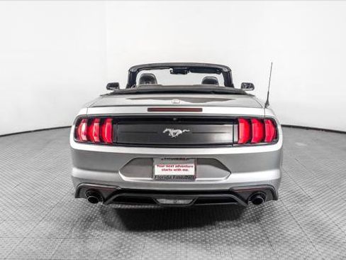 Used 2023 Ford Mustang Premium image 6