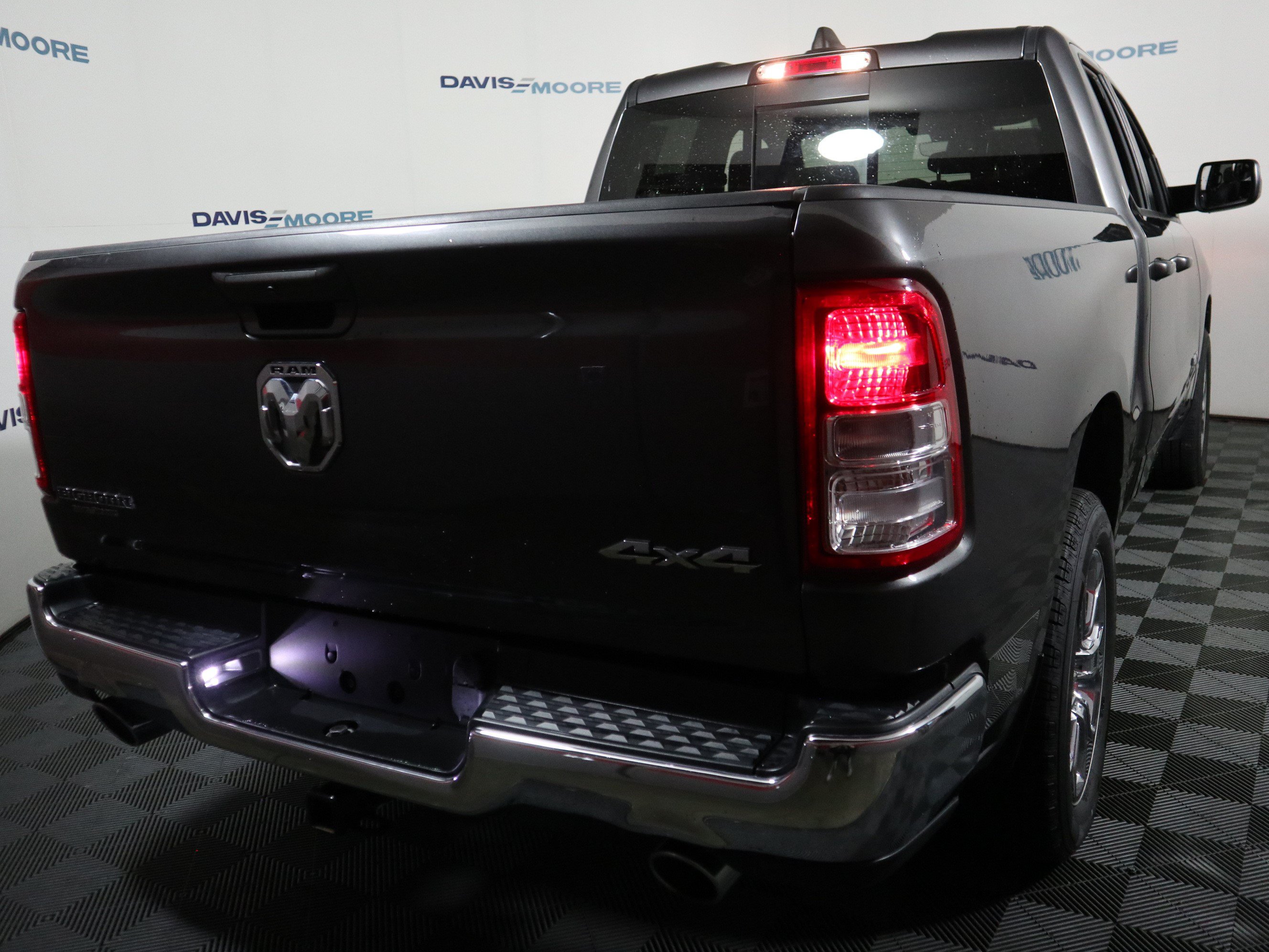 Used 2021 RAM 1500 Big Horn w/ Level 1 Safety Group AWD/4WD image 6