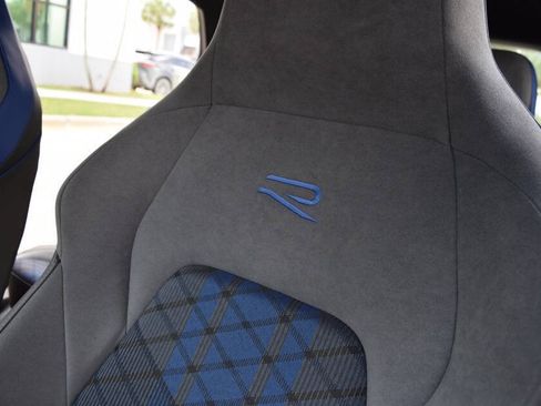 Used 2025 Volkswagen Golf R Black Edition AWD/4WD image 40