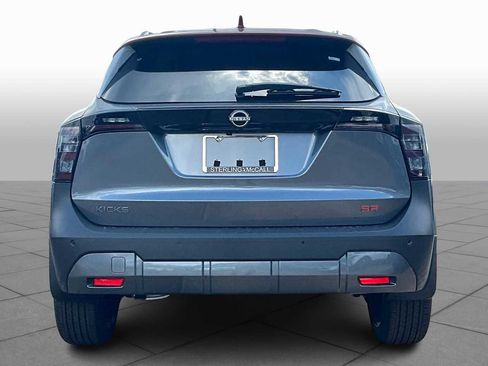 New 2025 Nissan Kicks SR image 4