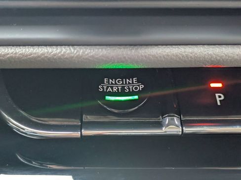 Certified 2024 Lincoln Corsair FWD w/ Equipment Group 101A image 35