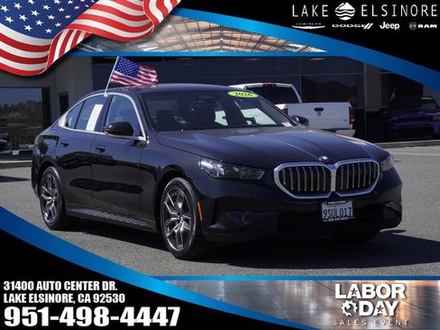 Used 2026 BMW 530i w/ Premium Package RWD image 1
