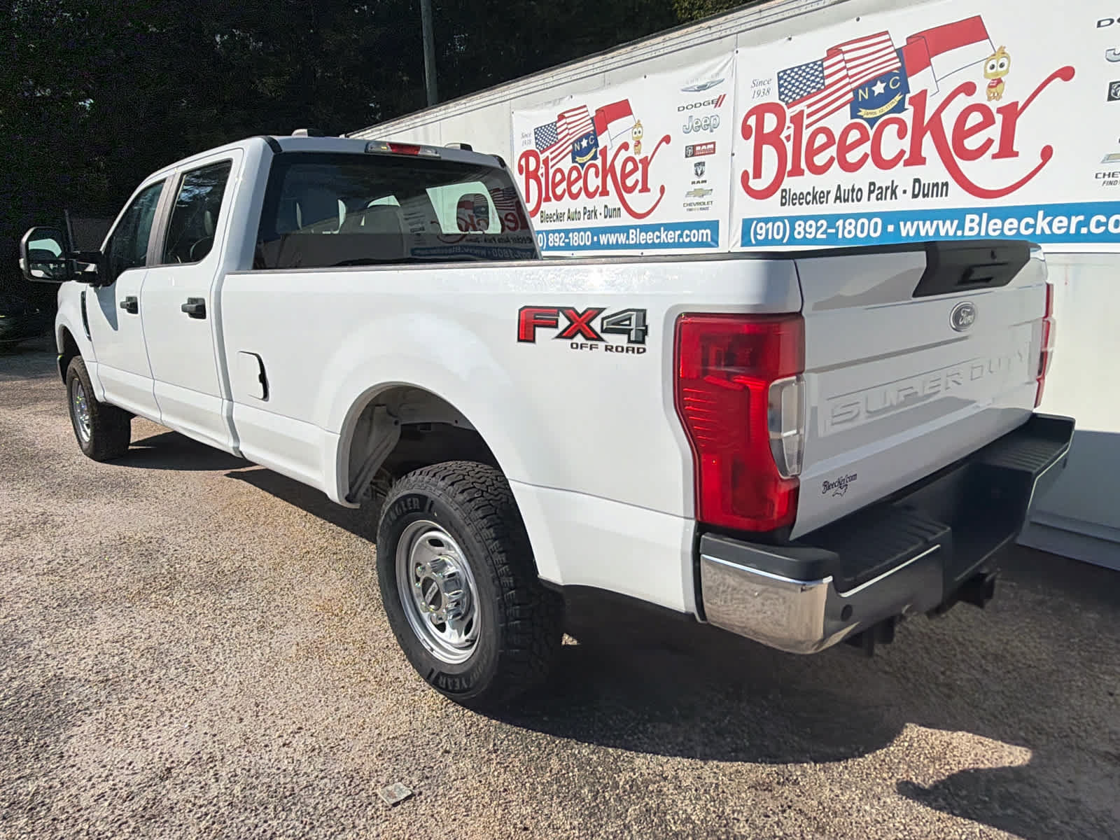 Used 2020 Ford F250 XL w/ Power Equipment Group AWD/4WD image 8