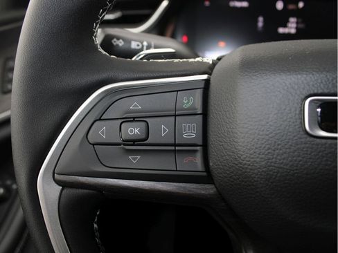 New 2025 Jeep Grand Cherokee Limited w/ Trailer Tow Package image 13