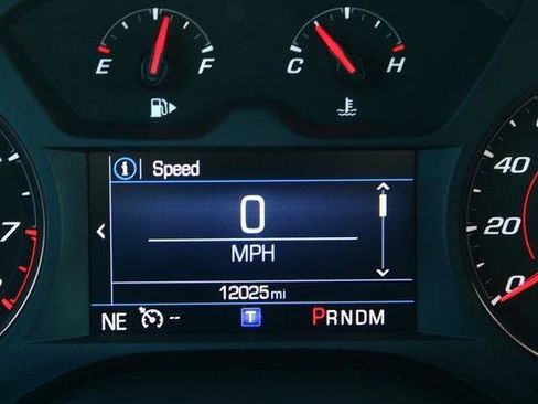 Used 2022 Chevrolet Camaro LT image 18