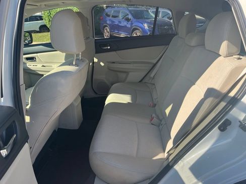 Used 2014 Subaru Crosstrek 2.0i Premium w/ Moonroof Package AWD/4WD image 12