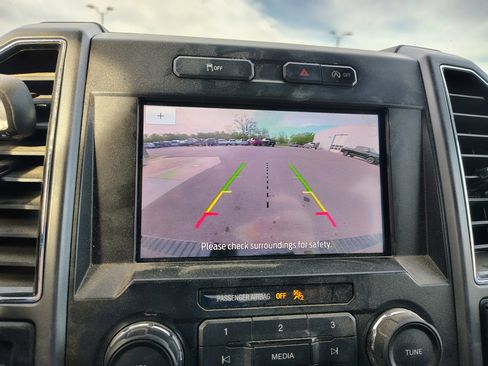 Used 2019 Ford F150 XLT w/ Equipment Group 302A Luxury AWD/4WD image 4