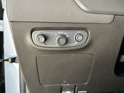 Certified 2023 Buick Encore GX Essence w/ Experience Buick Package image 21